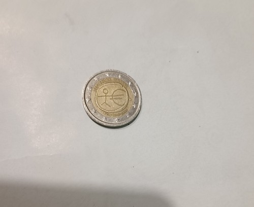 Moneta due euro - due,